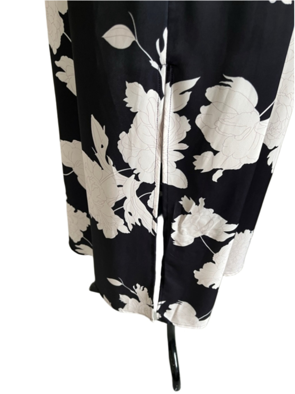 Cupshe One-Shoulder Black Maxi Dress with Cream Floral Print - Picture 4 of 5